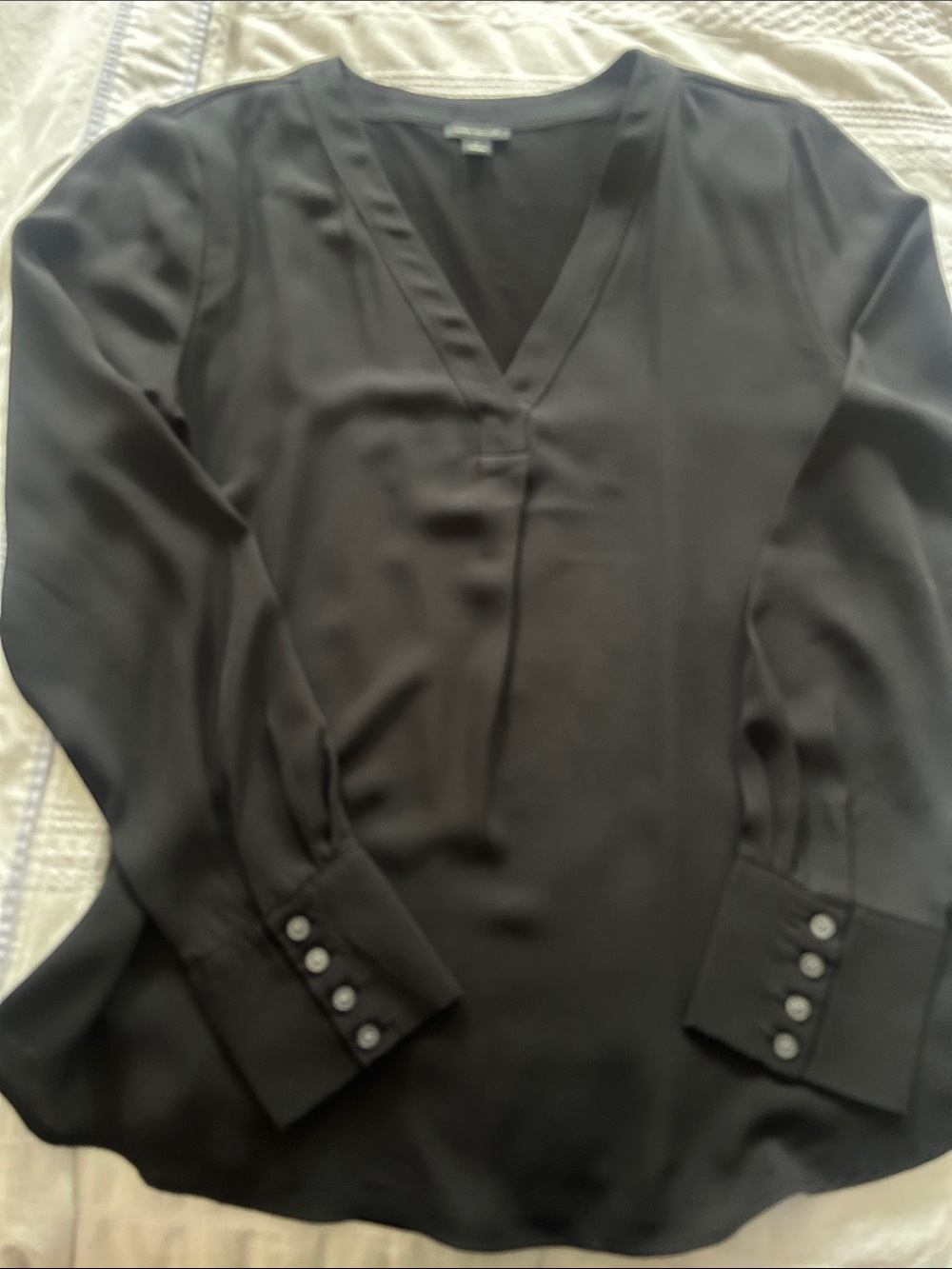 Ann Taylor Black V-Neck Long Sleeve Blouse